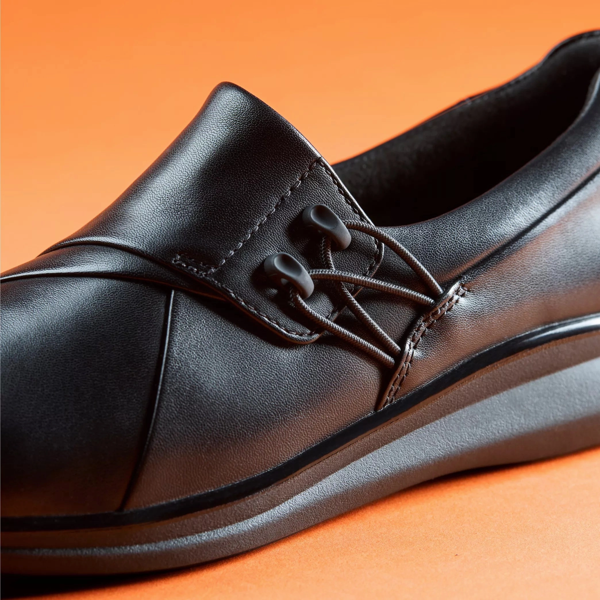  Clarks Lynell Slip Black 82971