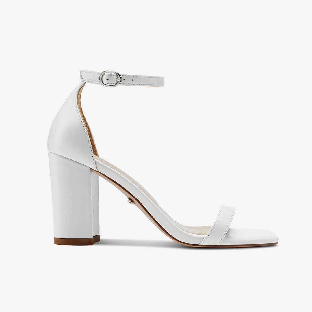 *MINNY - white strappy sandal