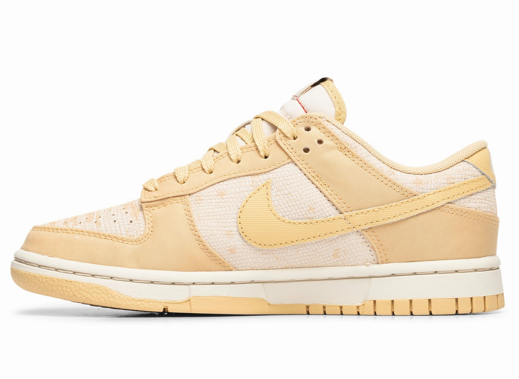 Women's Nike Dunk Low Nike Tennis Shoe