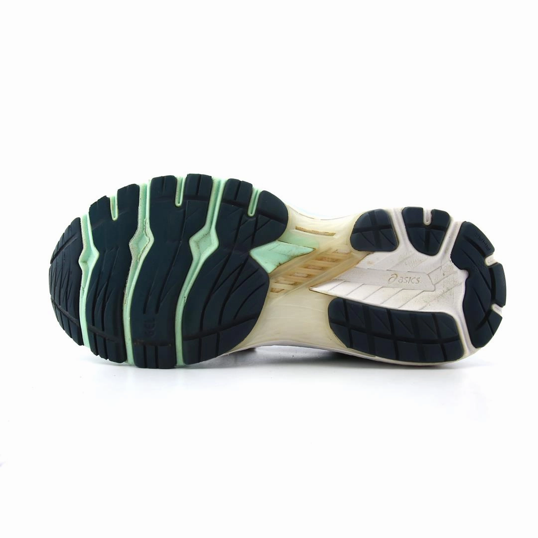 Asics Upcourt 4 Badminton Shoes ASICS GT-2000 9