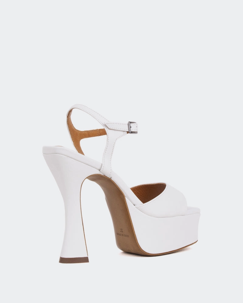 Betsey White Leather/Cuir Blanc Sustainable Sandals