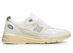 New Balance Made in UK 991v2 U991OW2 New Balance 574 Pink And Blue