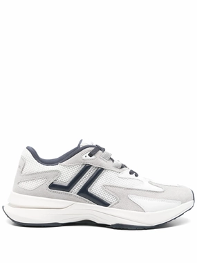 Leggings With Socks And Sneakers Jla sneakers