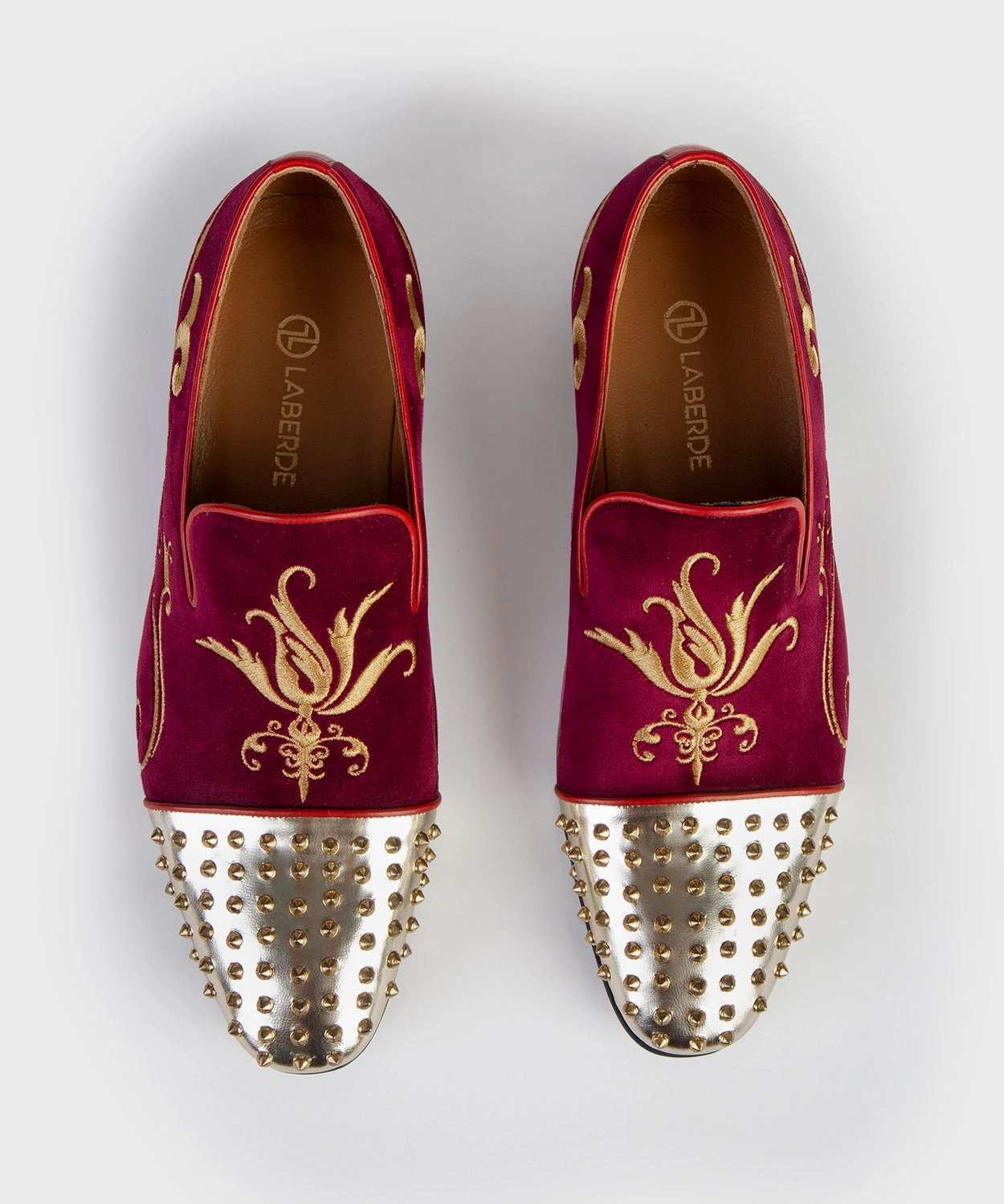 Embroidered Red Loafers Suit With Loafers No Socks