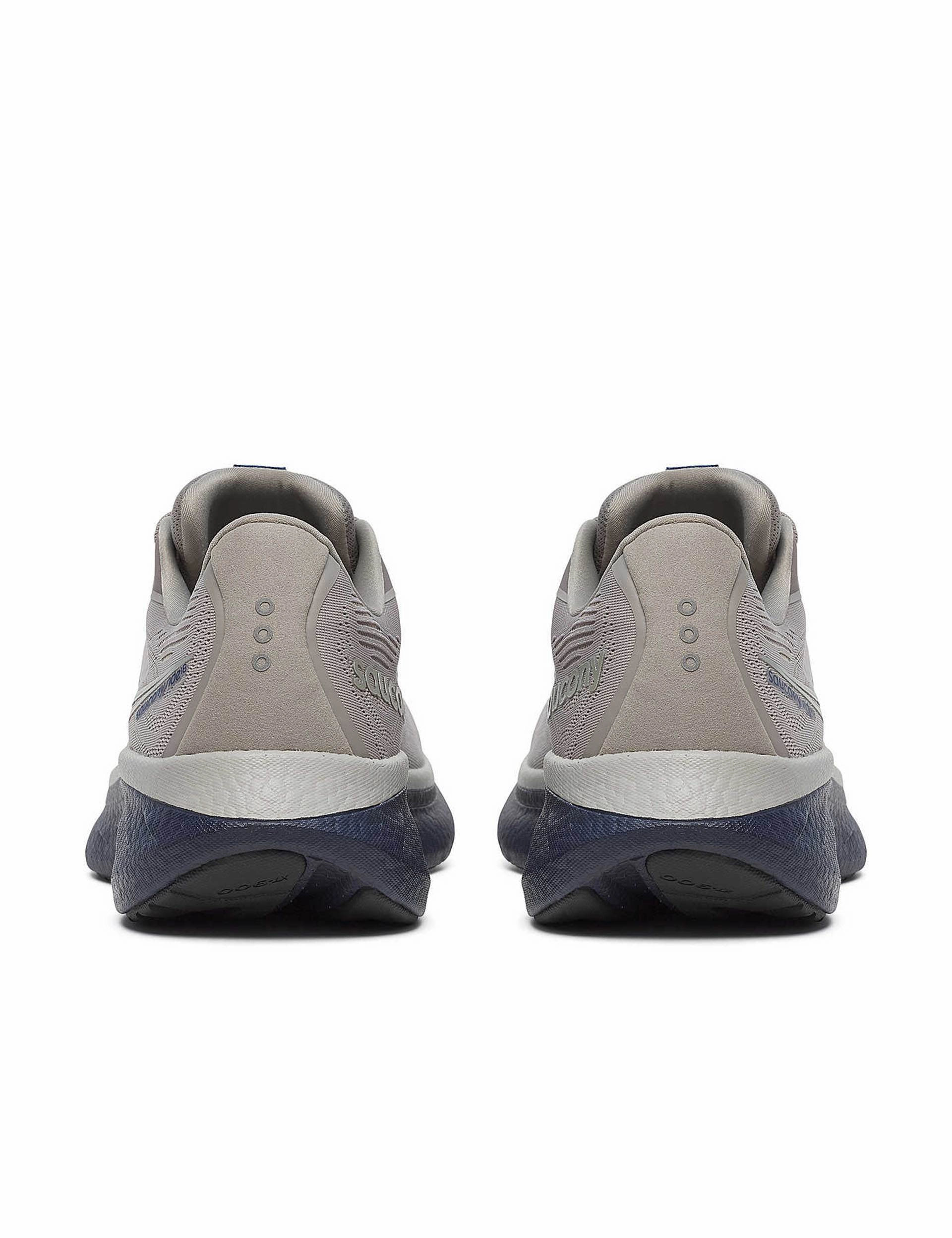 Ride 18 - Dove/Navy Cloud X 3 Training Shoe