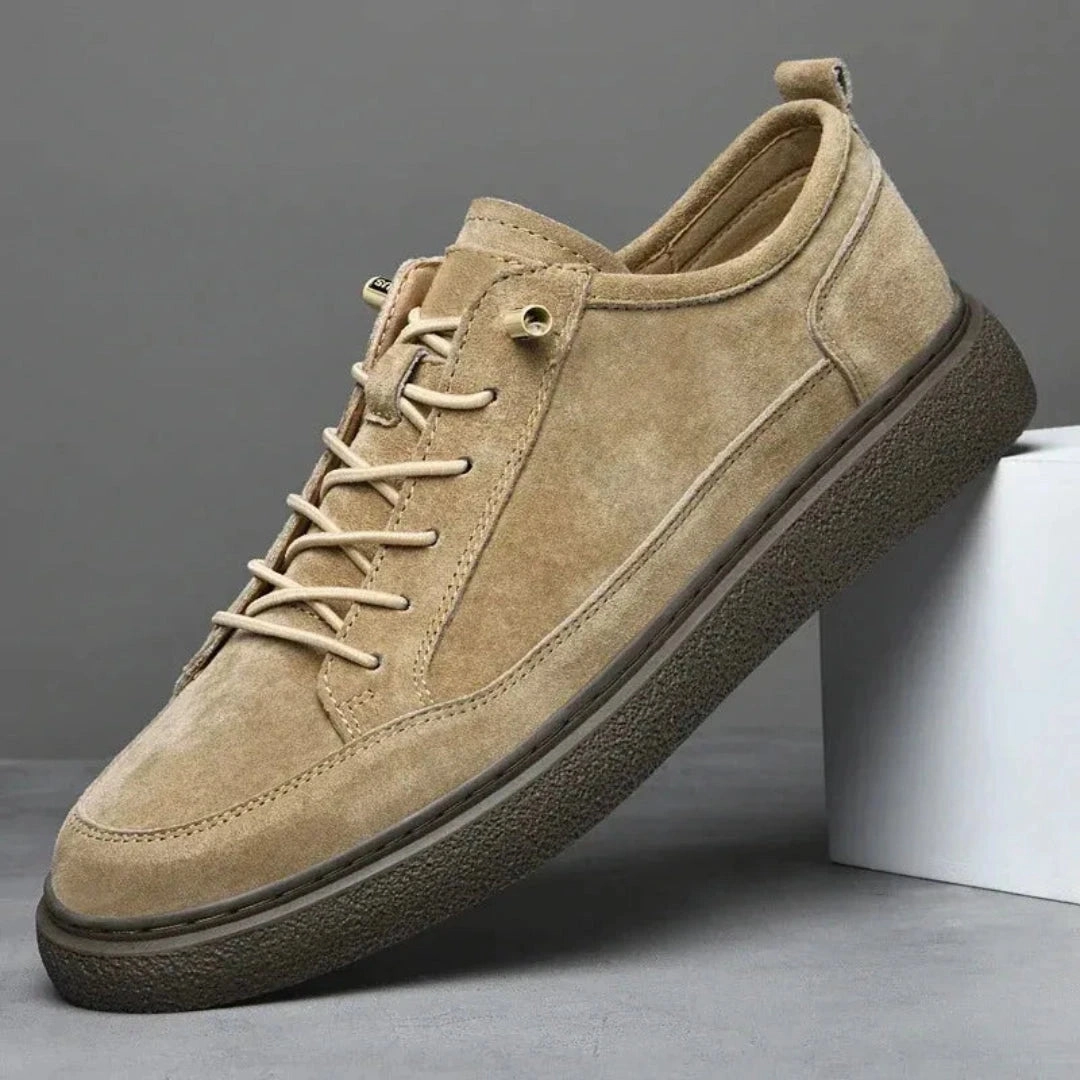 Eric Classic Suede Sneakers Tanjun Sneakers