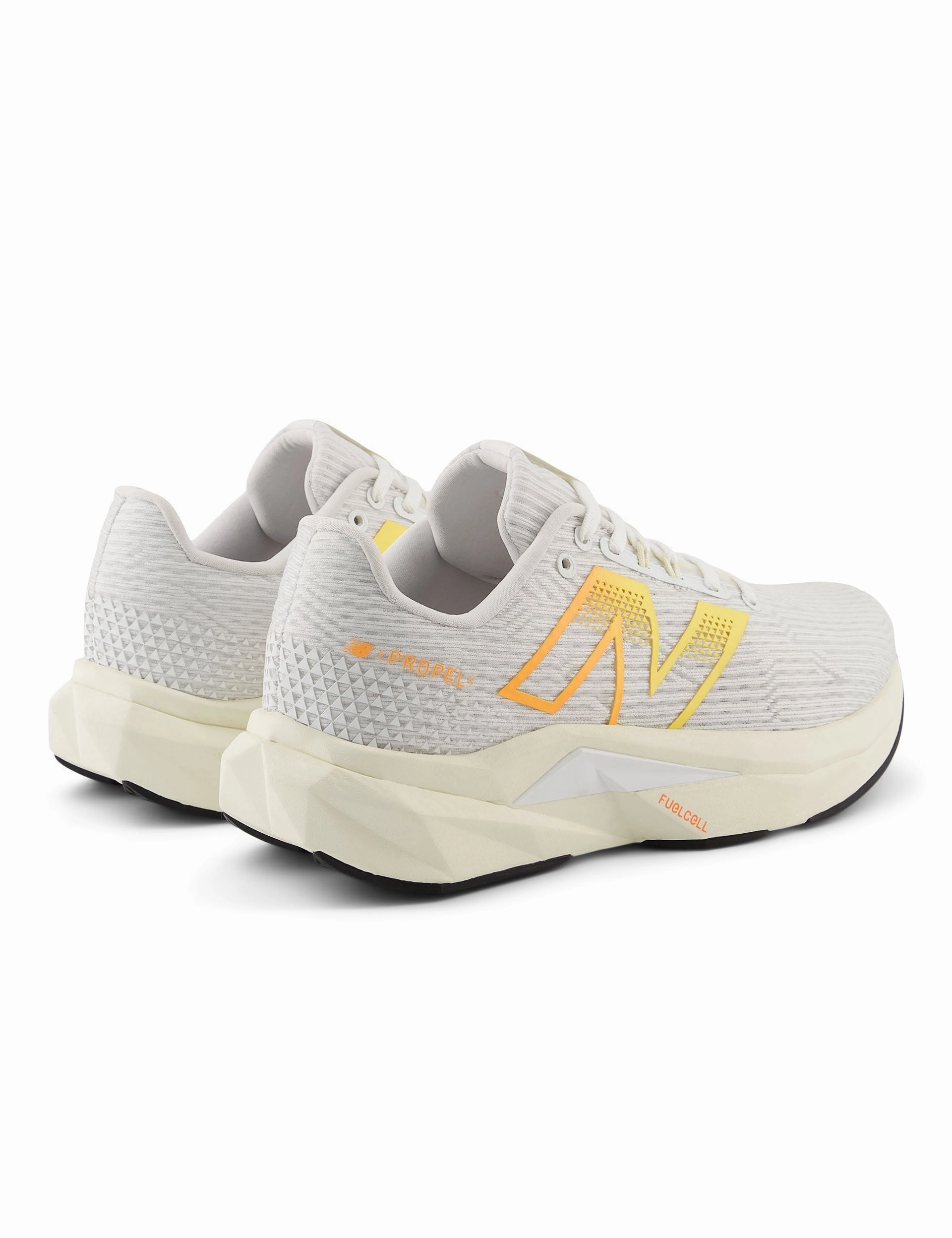 FuelCell Propel v5 Shoes - White/Mango New Balance Allerdale White