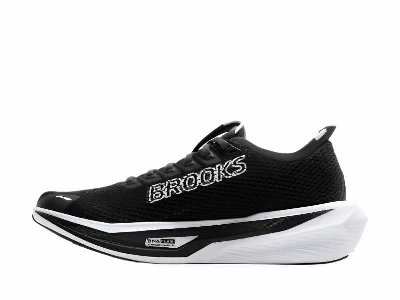 Big Kids Running Shoes Brooks Hyperion 3 Mens Running Shoe (Black/Grey/White)