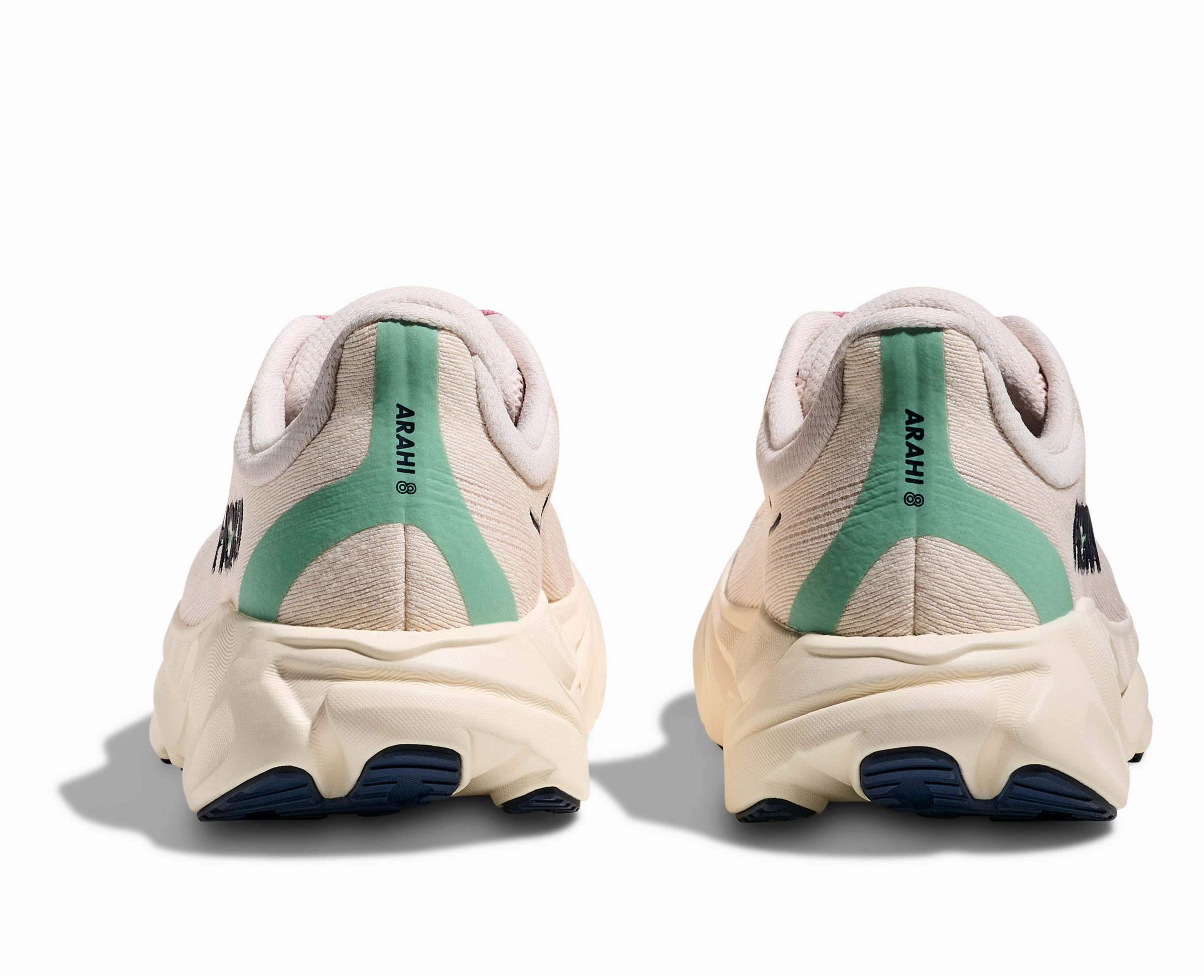 HOKA ARAHI 8 WOMEN'S MEDIUM Kenosha