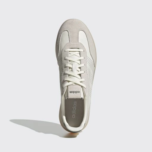 BARREDA DECODE SHOES - White Adidas Rod Laver Shoes