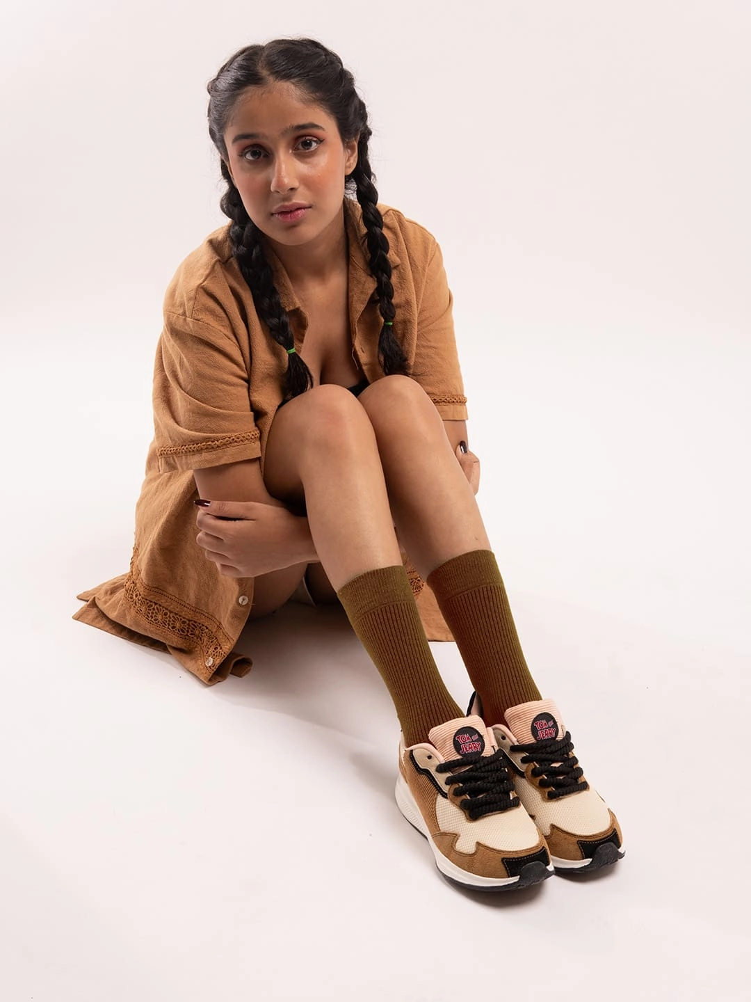 JERRY - Sneaky Sweet | Tom & Jerry x Bacca Bucci Womens Sneakers