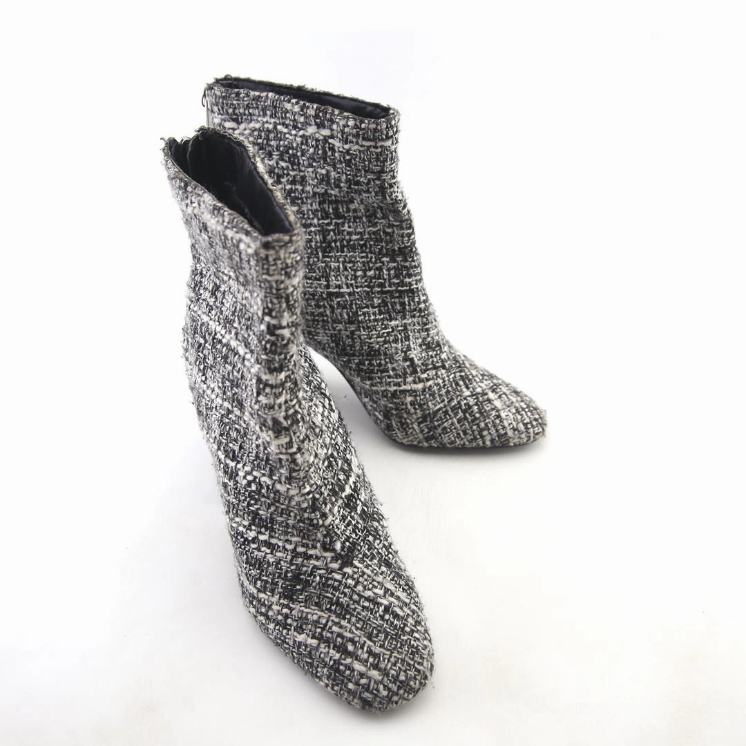 JESSICA SIMPSON ANINADA