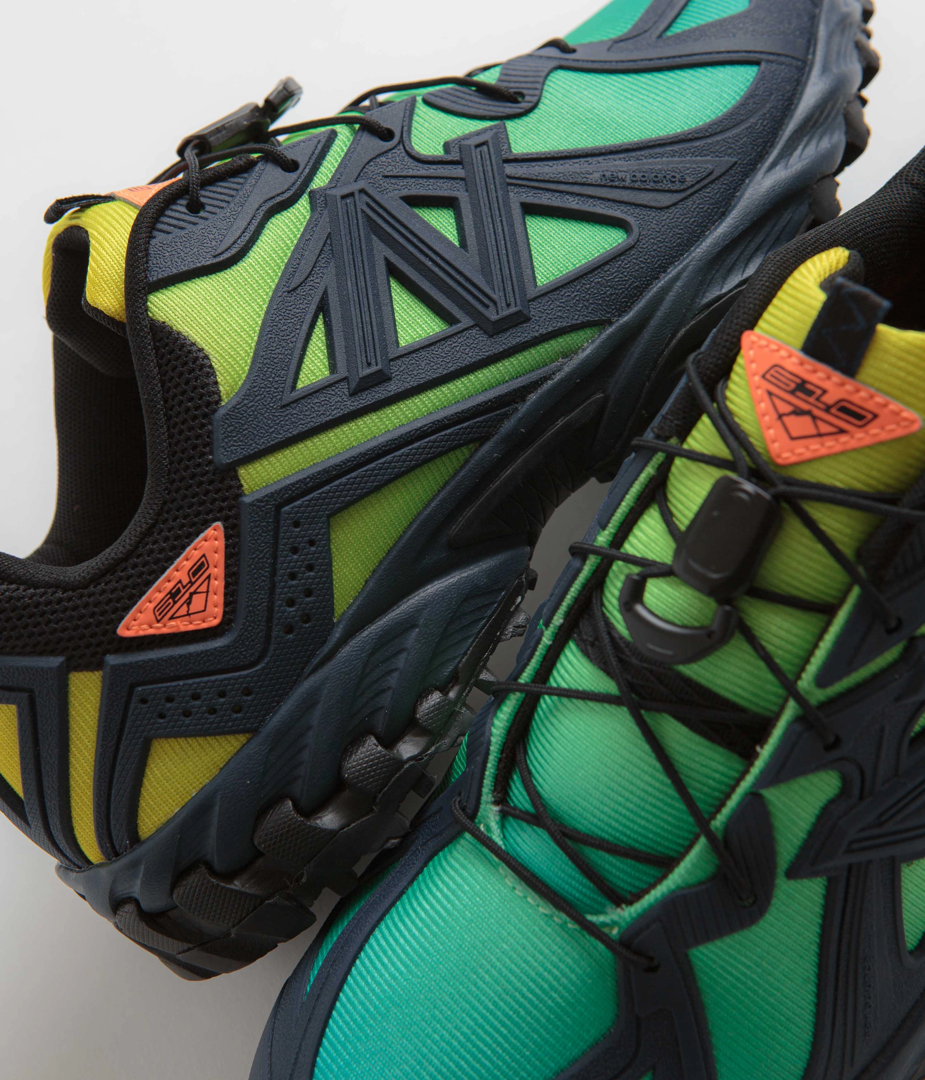 New Balance White Mens Sneakers New Balance 610 Shoes - NB Navy