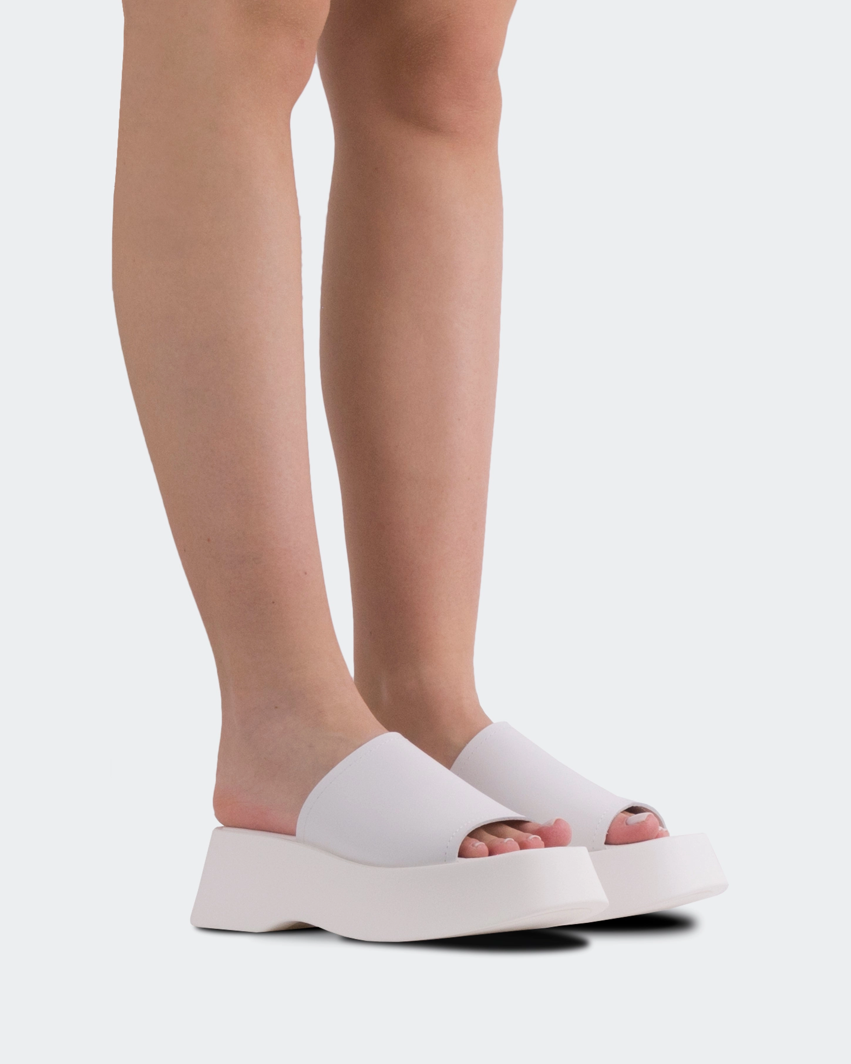 Mulder White Leather Square Heel Sandals