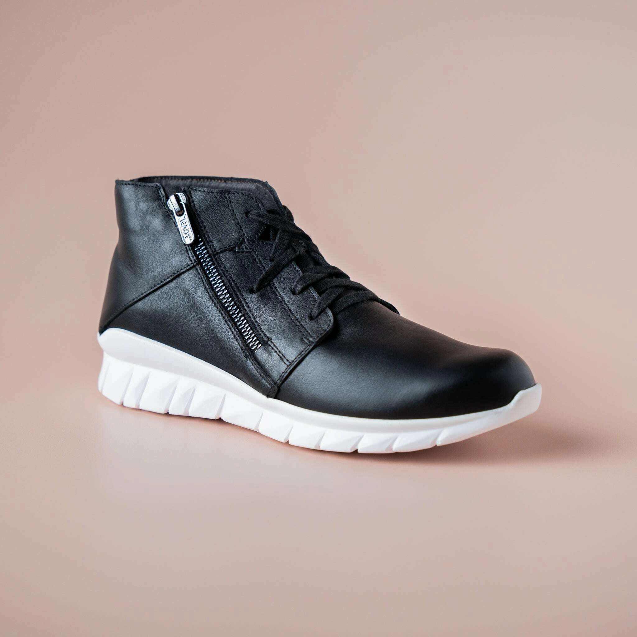 Naot - Polaris - Jet Black Leather 