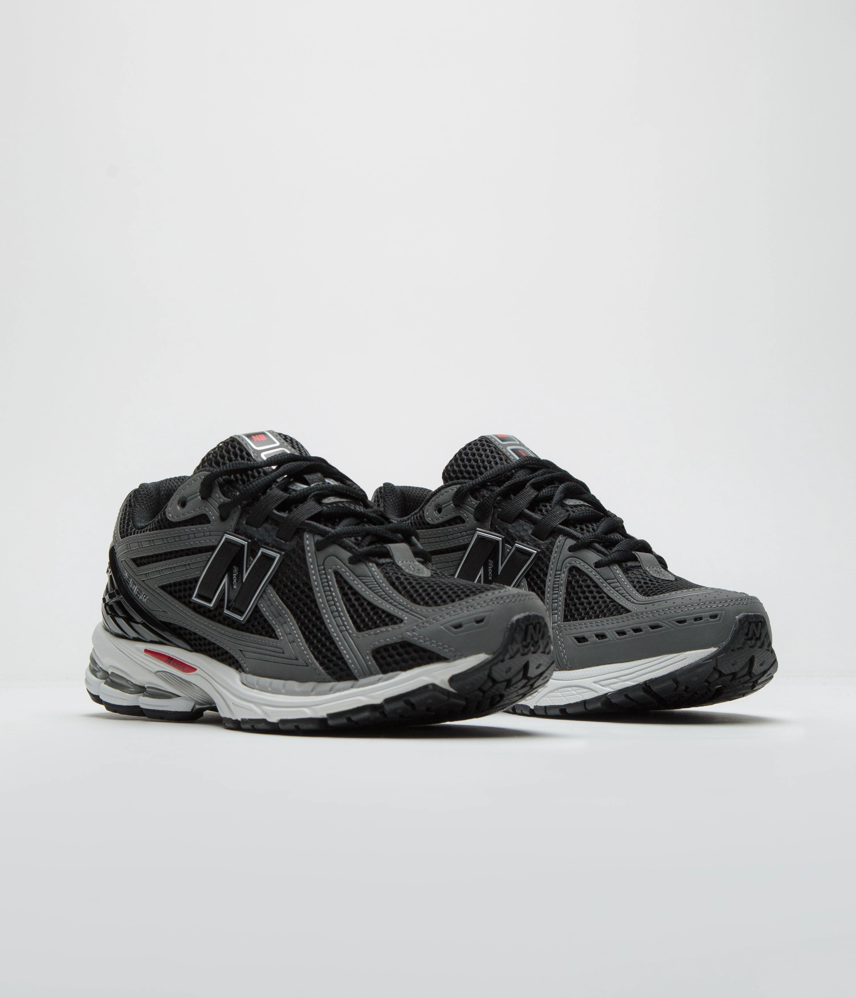 Rc56 New Balance New Balance 1906R Shoes - Black / White