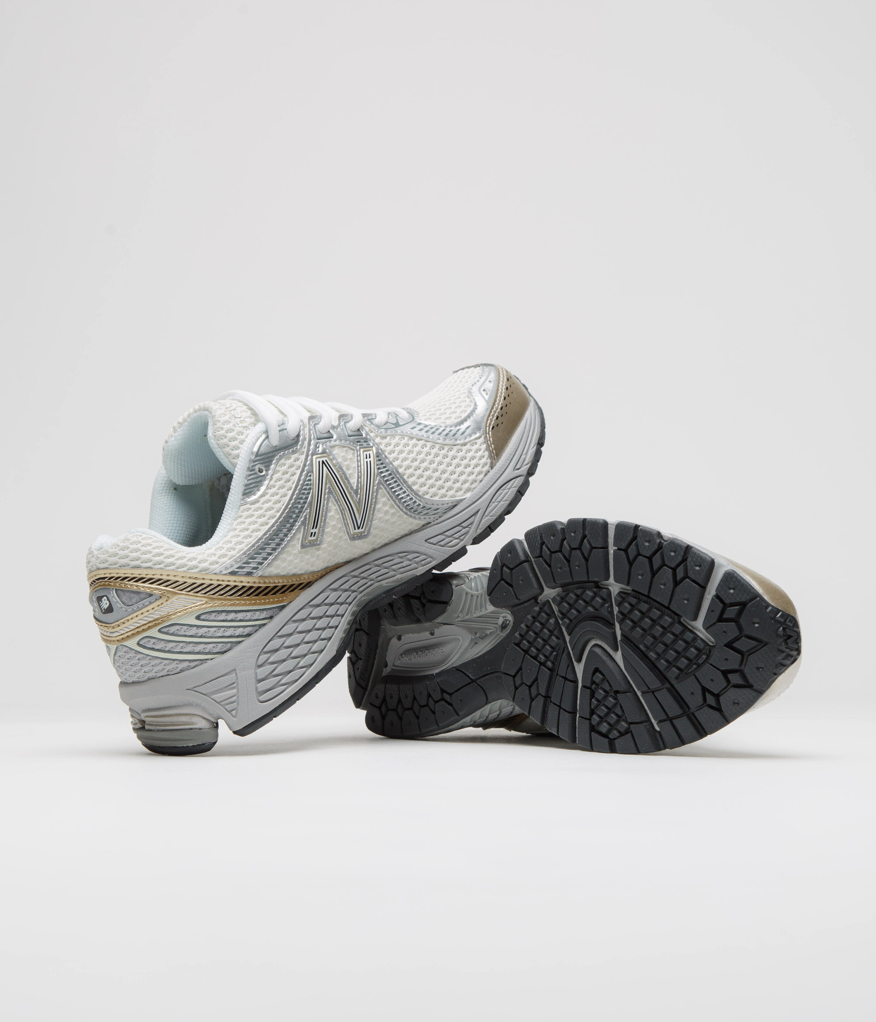 New Balance 860 Shoes - Sea Salt / Gold Metallic New Balance Shoes Laces