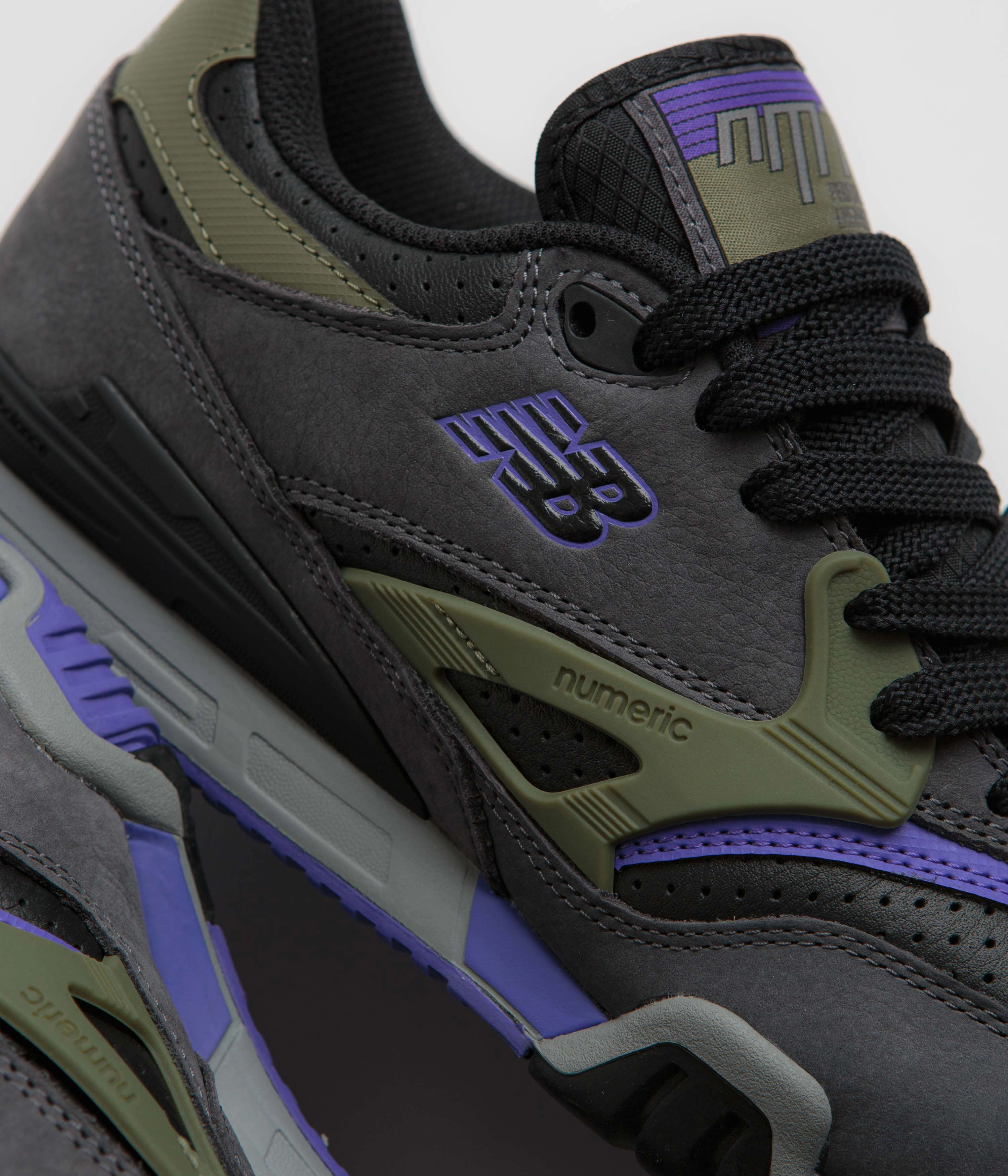 New Balance Numeric 770 Shoes - Charcoal / Purple New Balance Violet