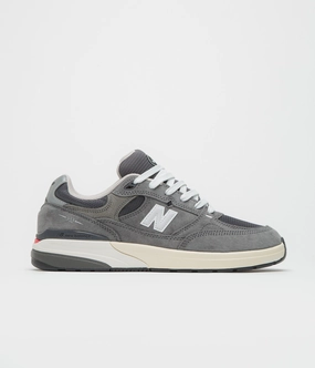 New Balance Numeric 933 Andrew Reynolds Shoes - Grey / White Brown New Balance 991