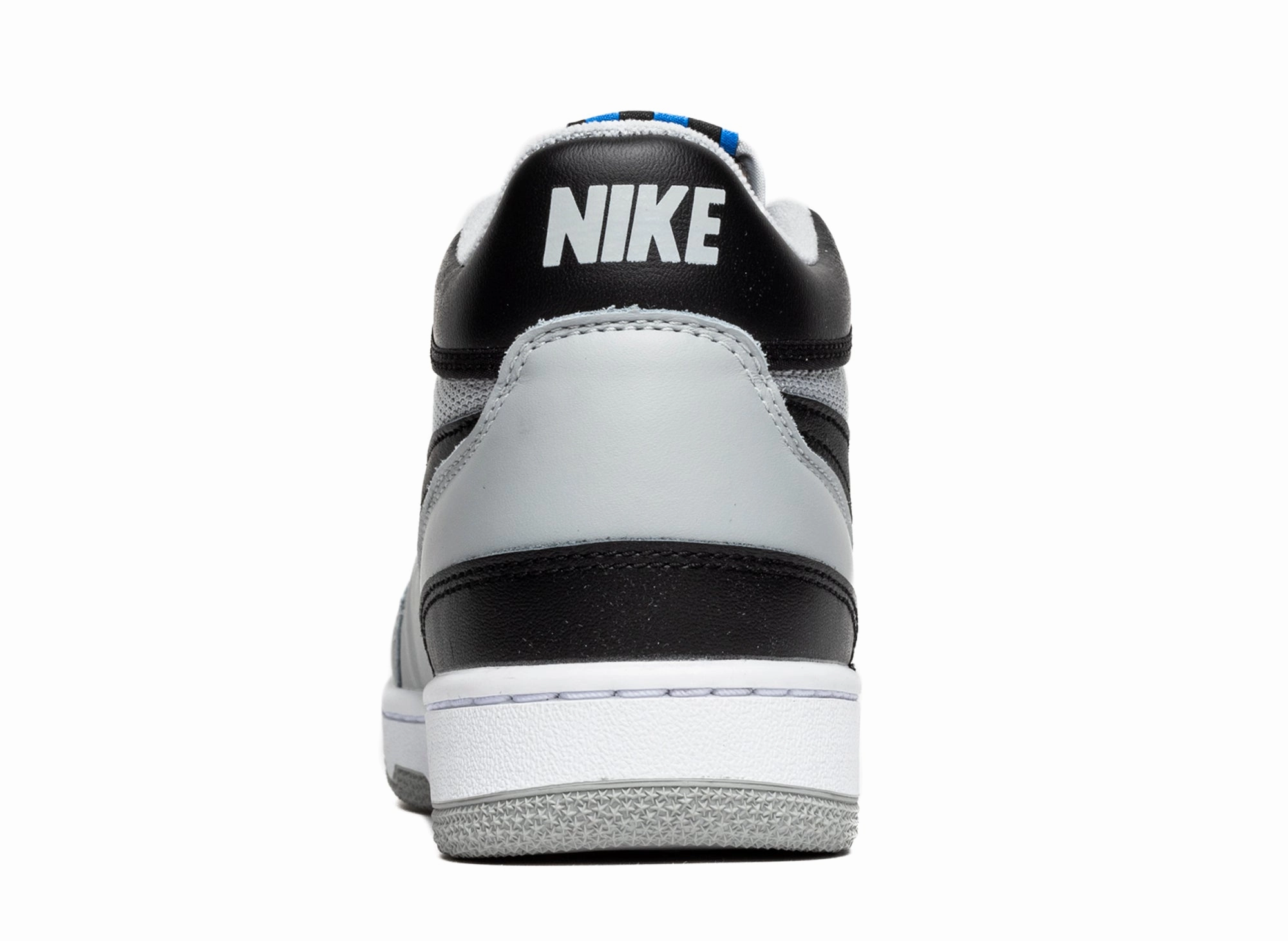 Nike Attack QS SP Nike High Top Tennis Shoes