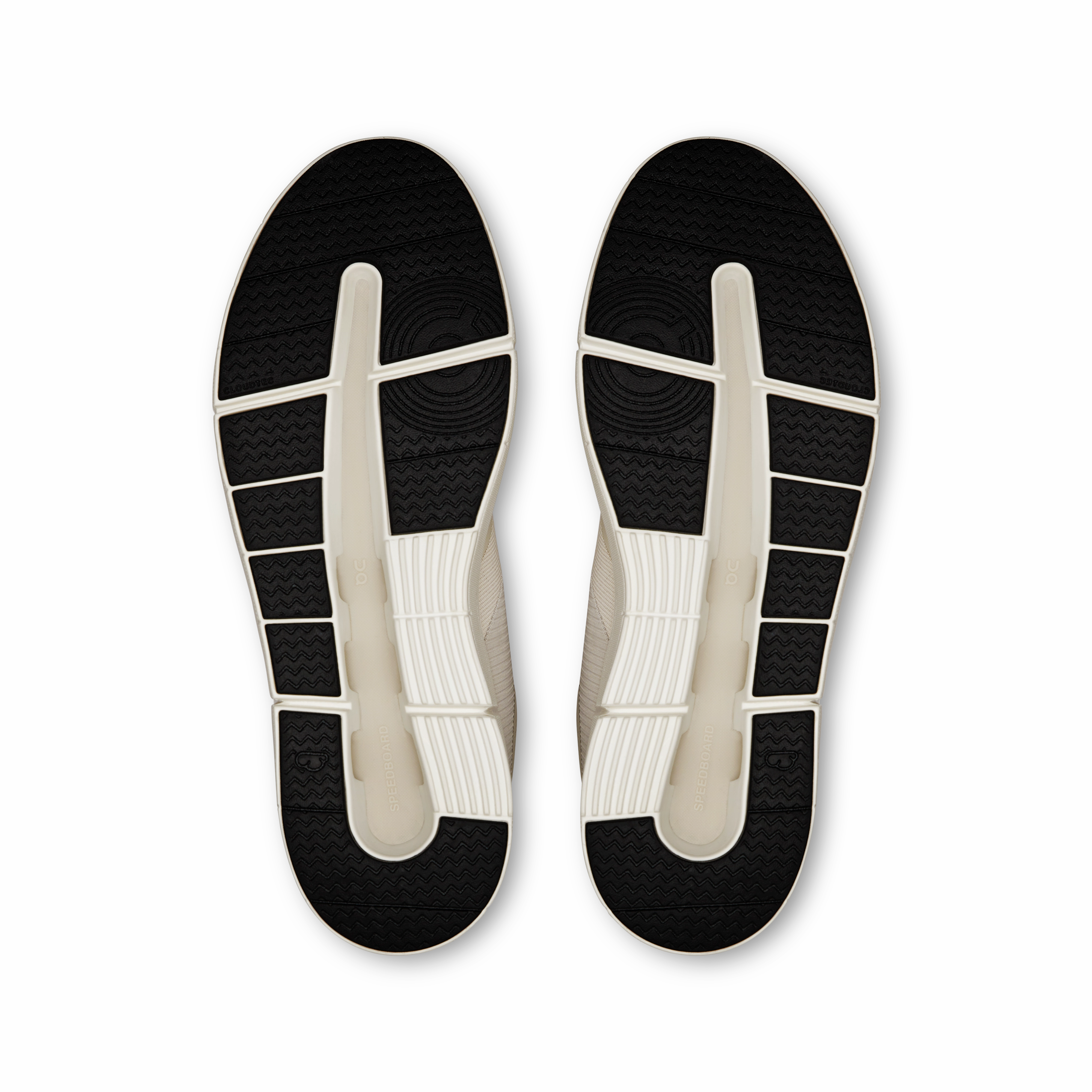 Ultra Shoes Running On Running Women's The Roger Spin Shoes - Sand / Ivory