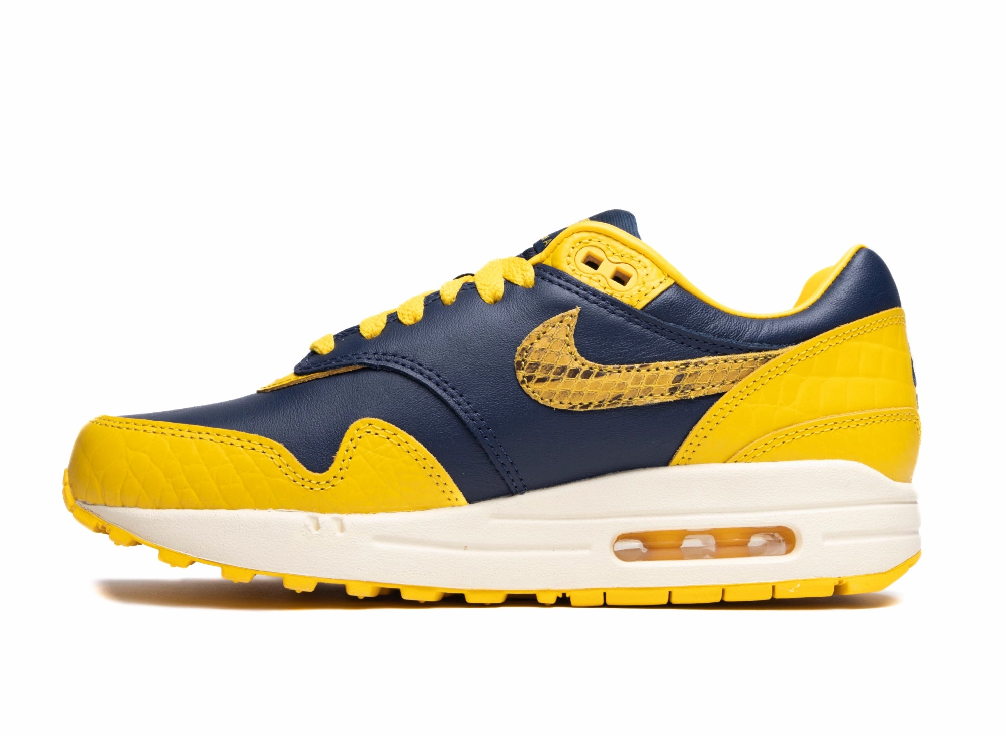 Shoes Nike Sneakers Women's Nike Air Max 1 Premium