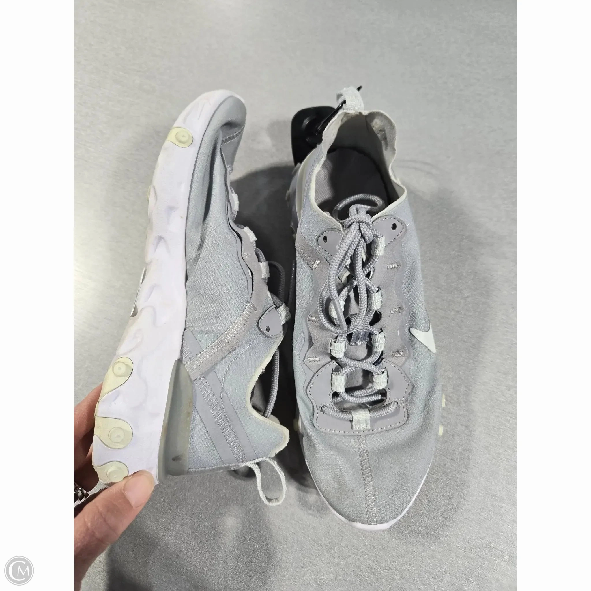 Gd Shoes Nike Shoes Athletic By Nike In Grey, Size: 7.5