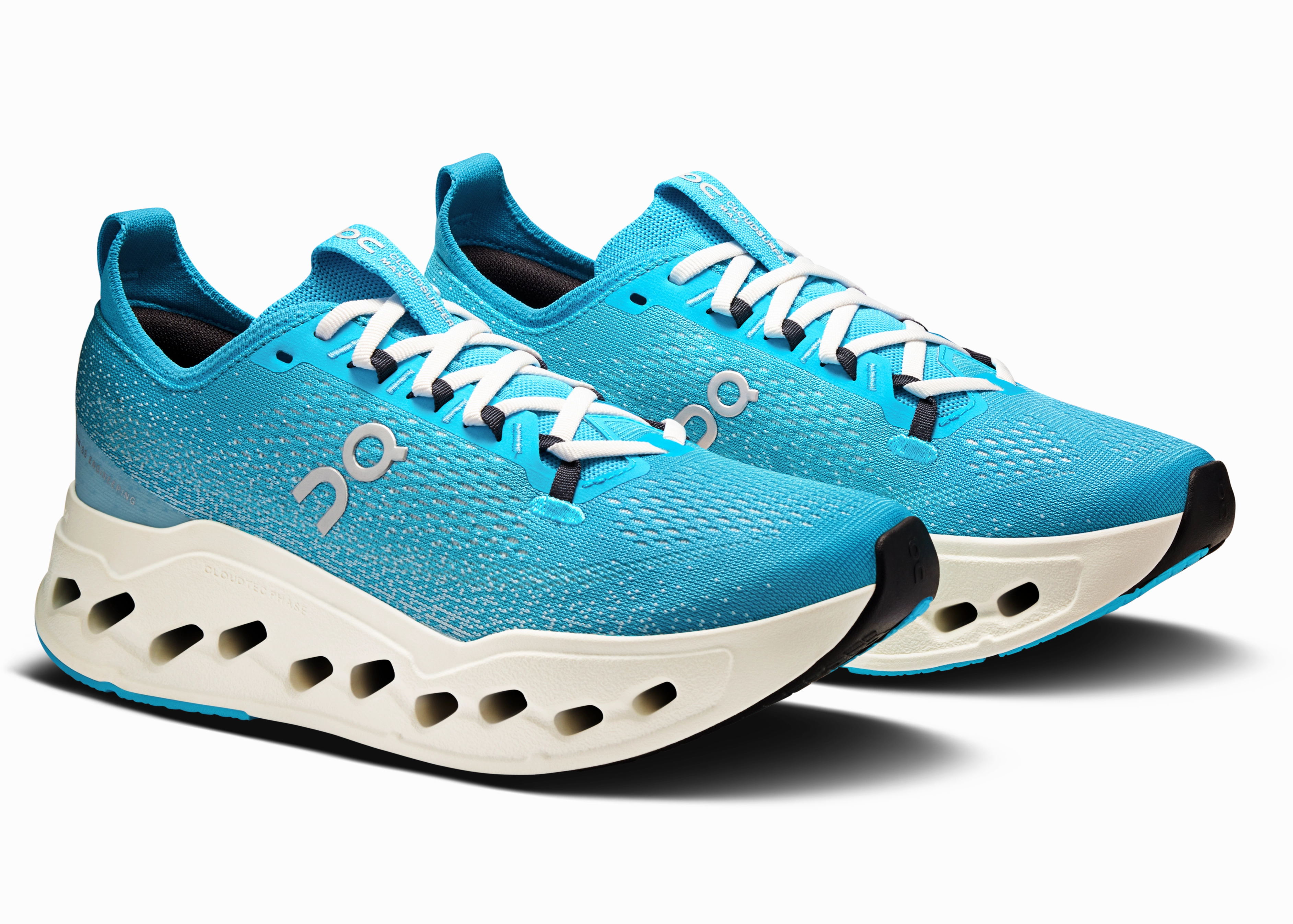 Astro Turf Training Shoes On Women's Cloudsurfer Max