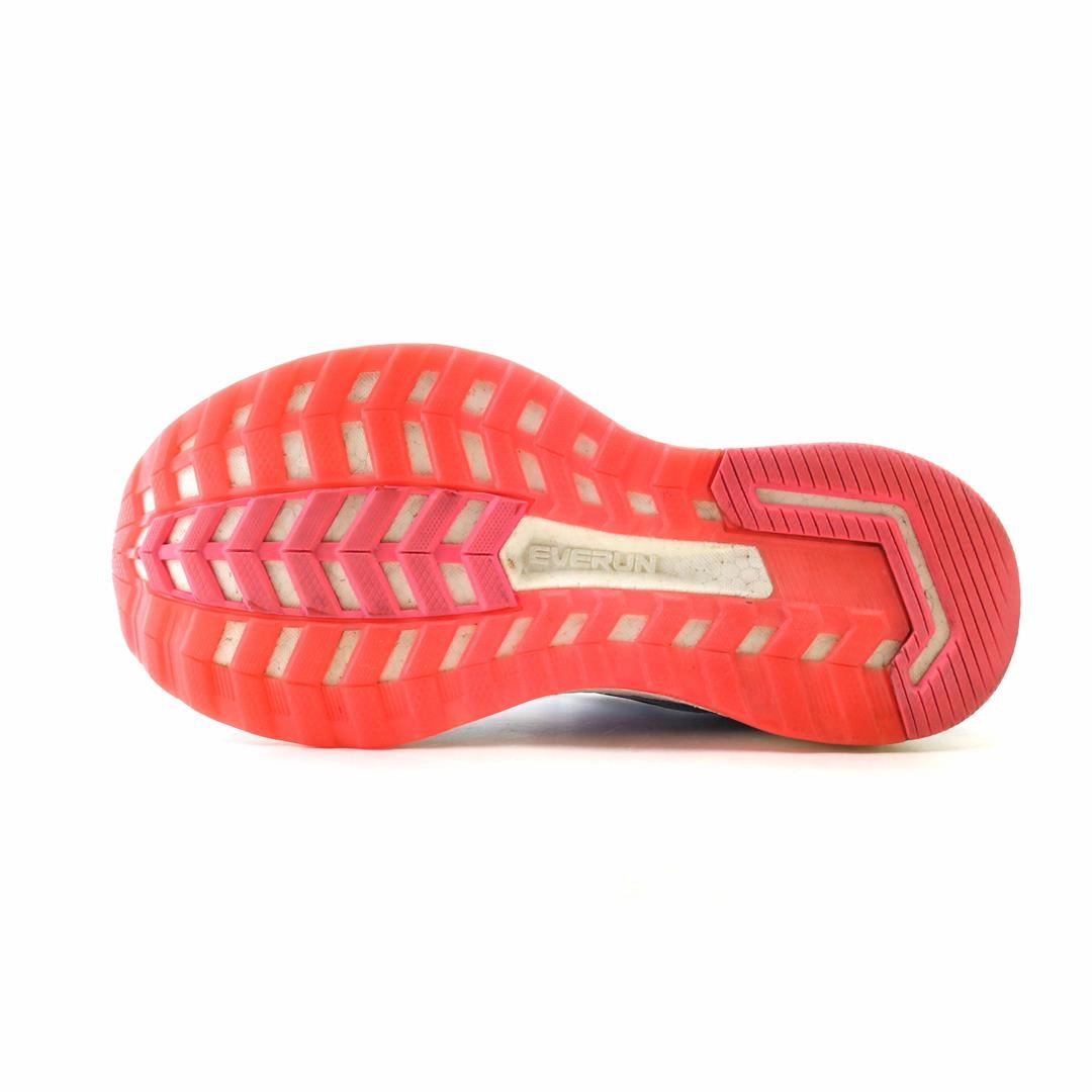 SAUCONY TRIUMPH ISO 5 Best Running Shoes With A Wide Toe Box