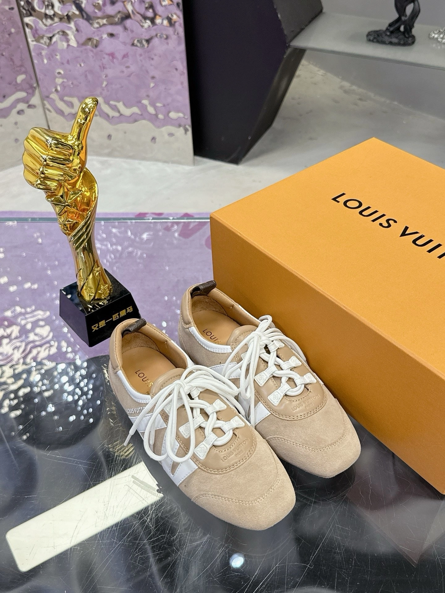 SE1643 LV Sneakerina / Size5-11