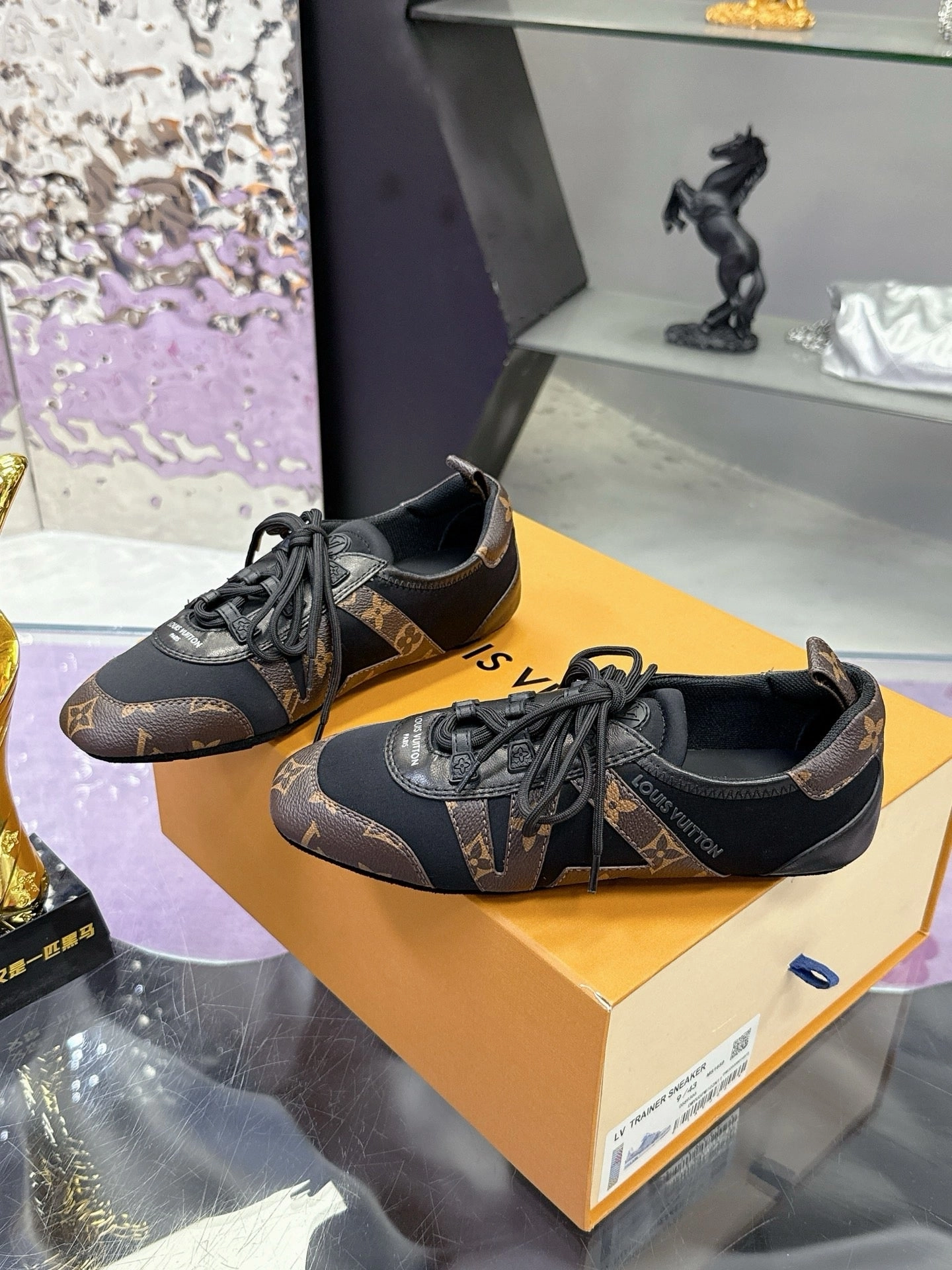 SE1645 LV Sneakerina / Size5-11