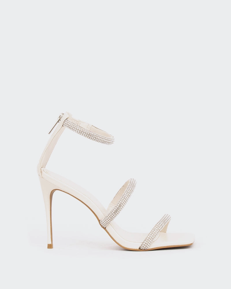 Shamari, Off White Leather/Cuir Blanc Cass Sandals Arizona
