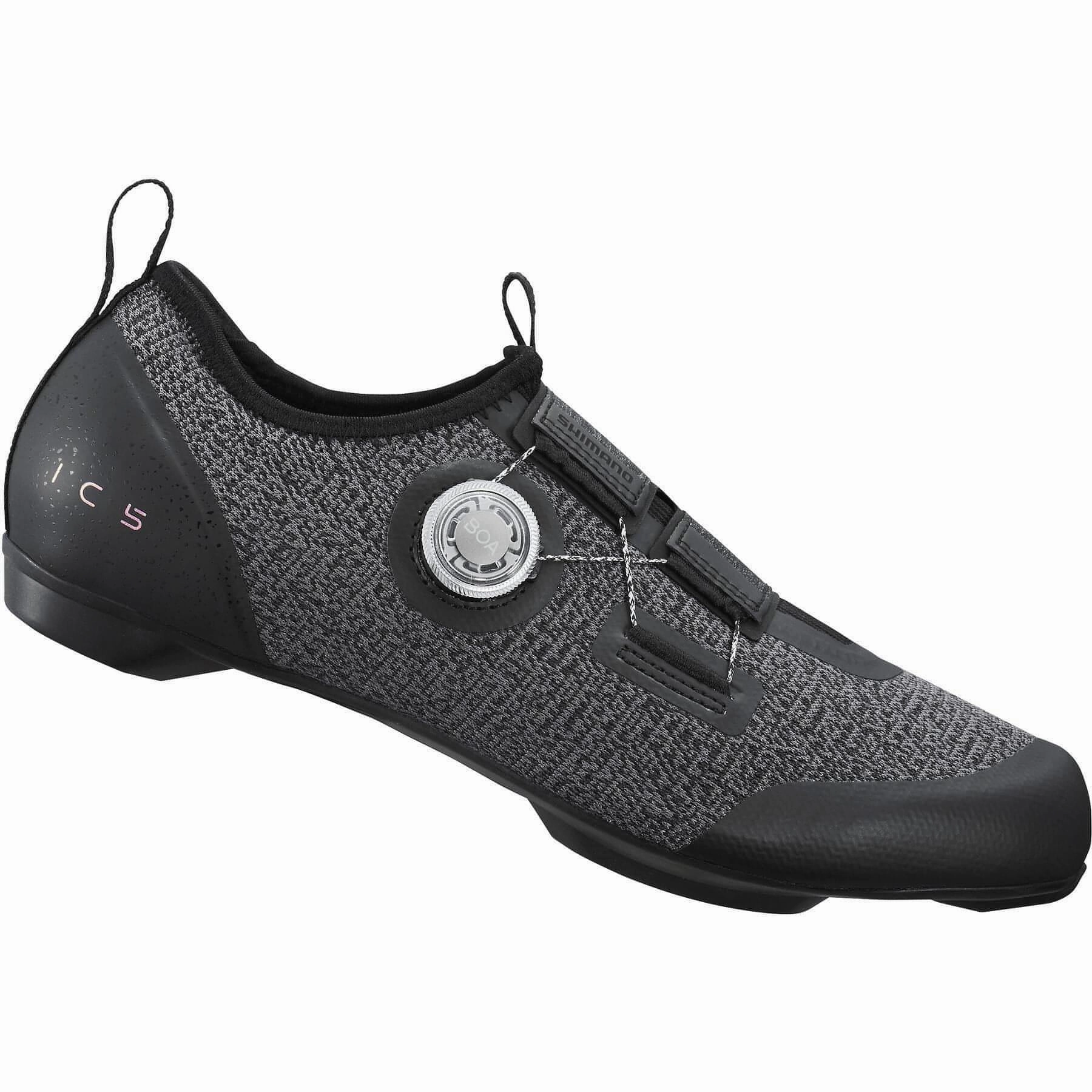 Shimano IC501 Indoor / Spinning Unisex Cycling Shoes - Black Cycling Shoes Review