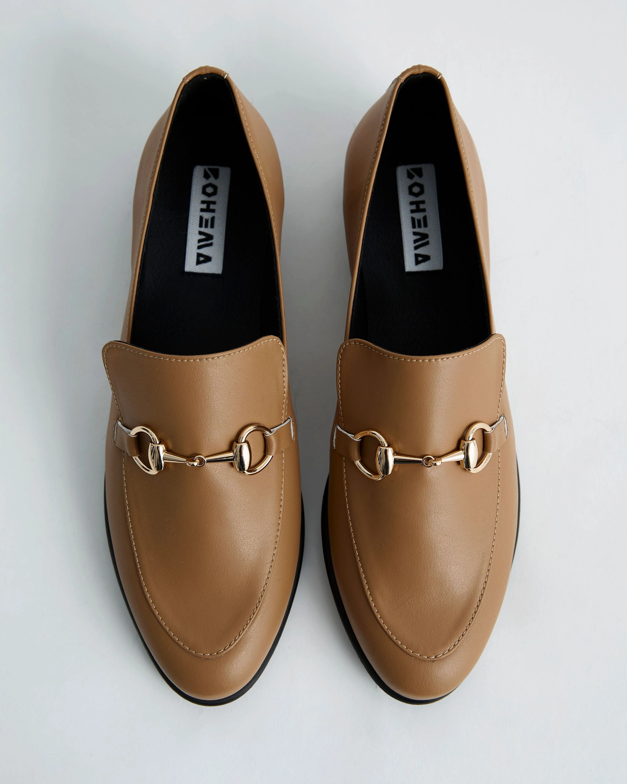 Shiv Loafers beige women's moccasins