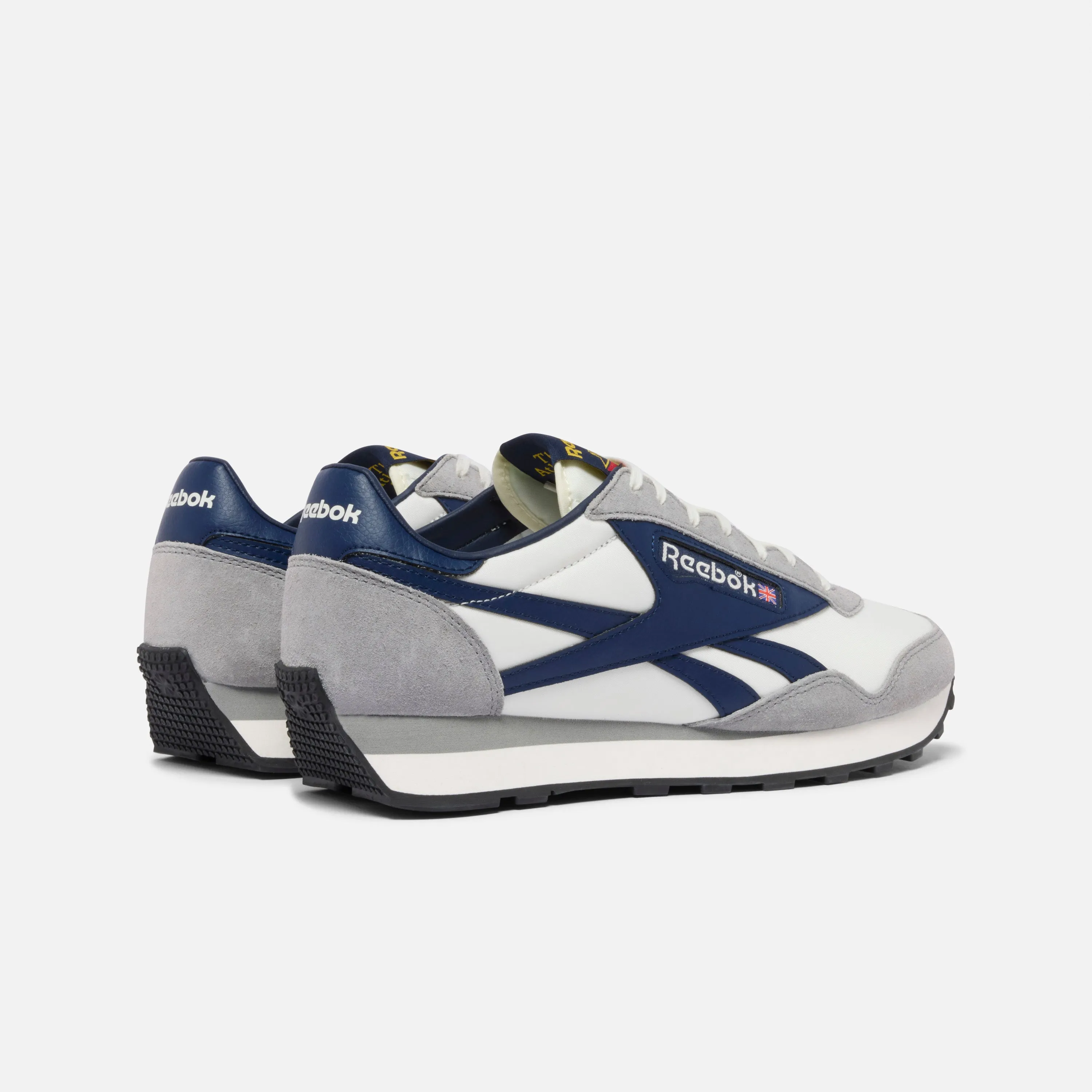 Aztec Ii Grey 3/Chalk/Vector Navy Cloud X Z5 Training Shoe