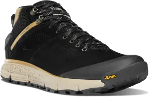 Winter Hiking Shoes Reviews Danner Mens Trail 2650 Mid 4in GTX Black/Khaki Suede Hiking Boots