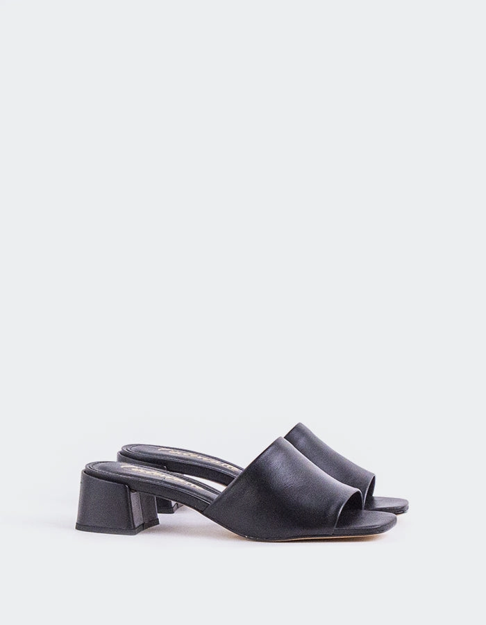 Best Slide Sandals For Plantar Fasciitis Fortunata Black Leather