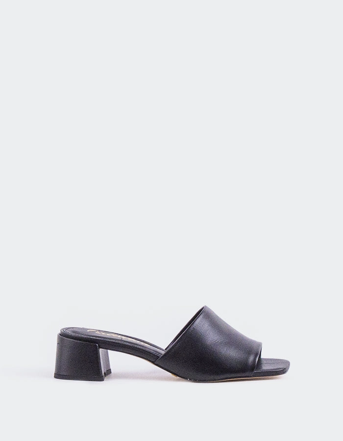 Sas Sandals On Sale Fortunata Black Leather