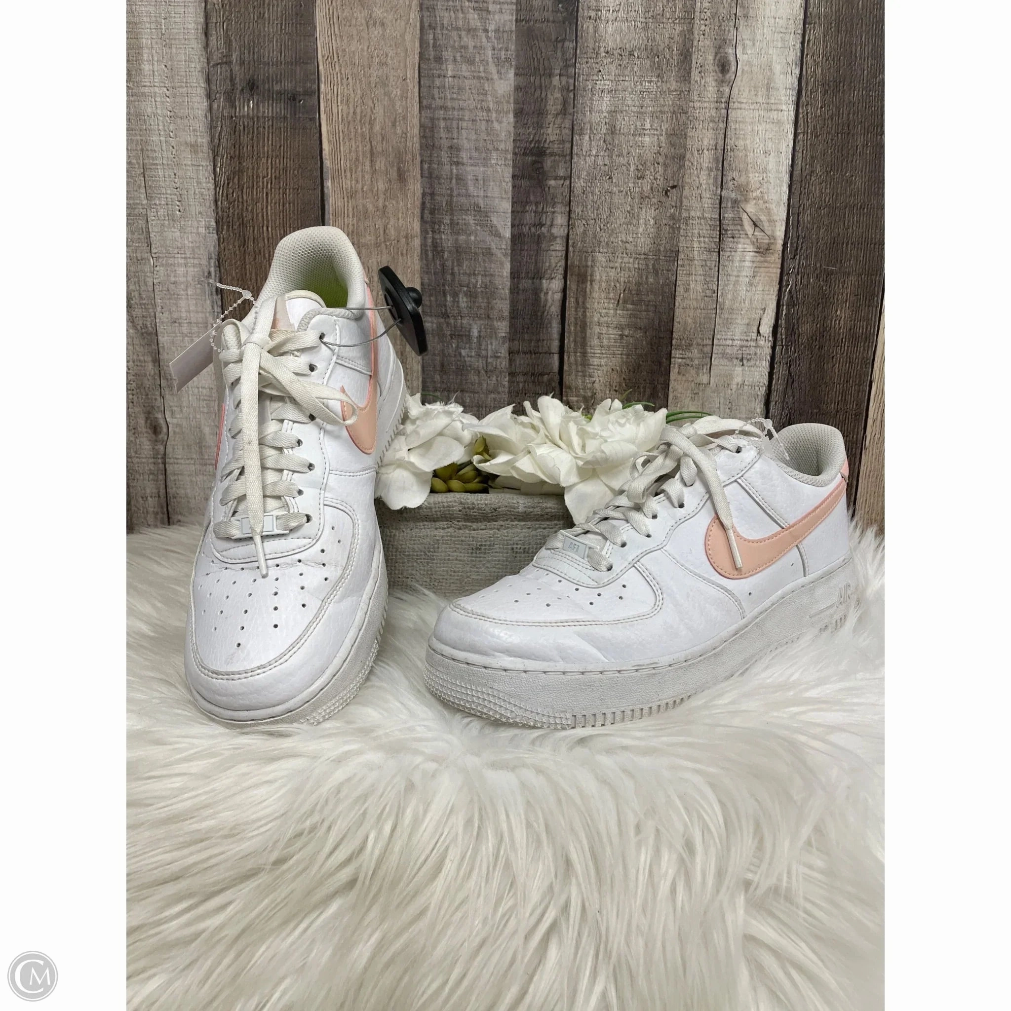 Nike Sb Shoe Laces Shoes Athletic By Nike In Pink & White, Size: 10.5