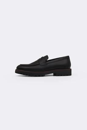 CHUNKY LEATHER LOAFERS Ae Loafers