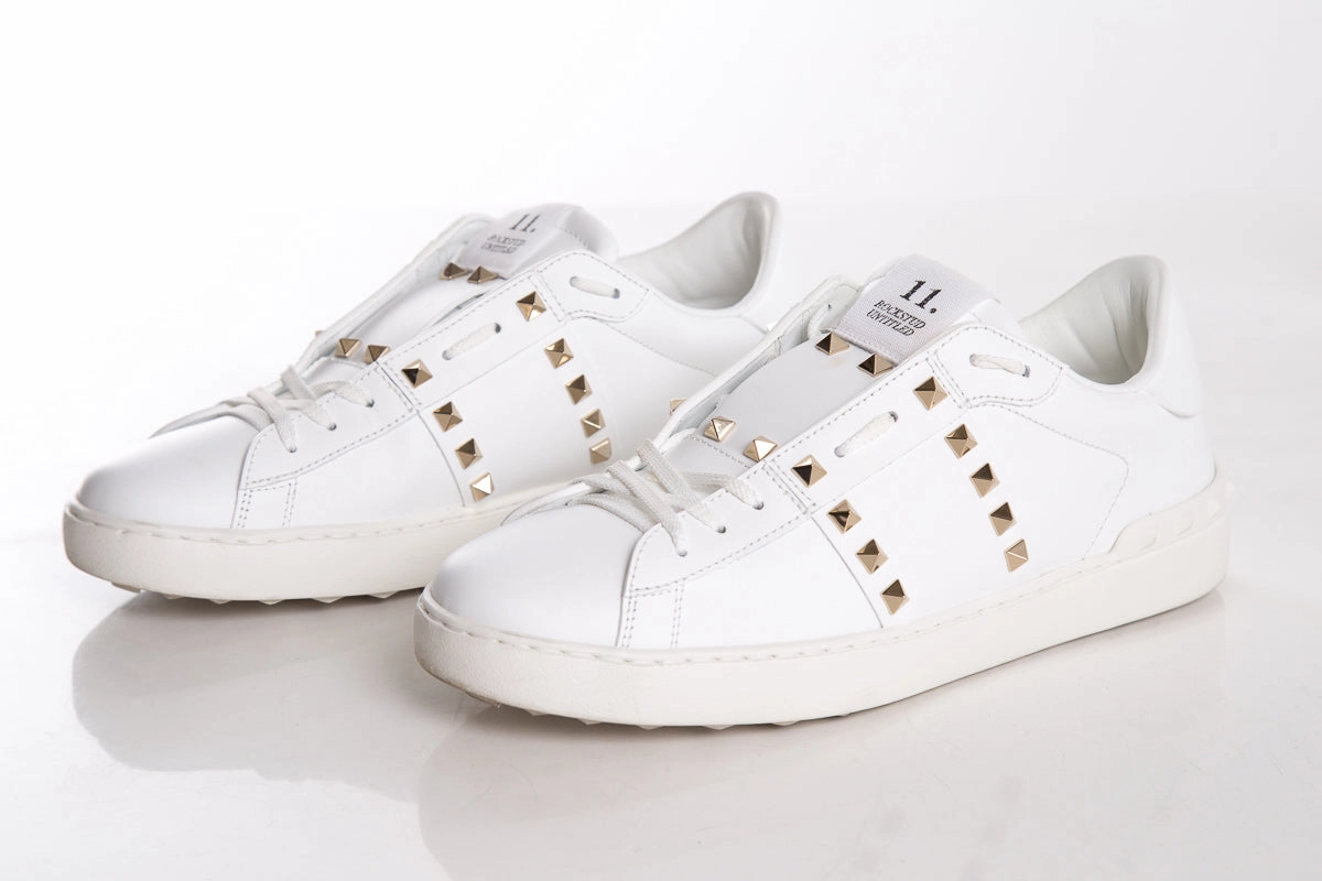 Valentino White Rockstud  Sneakers SZ 42