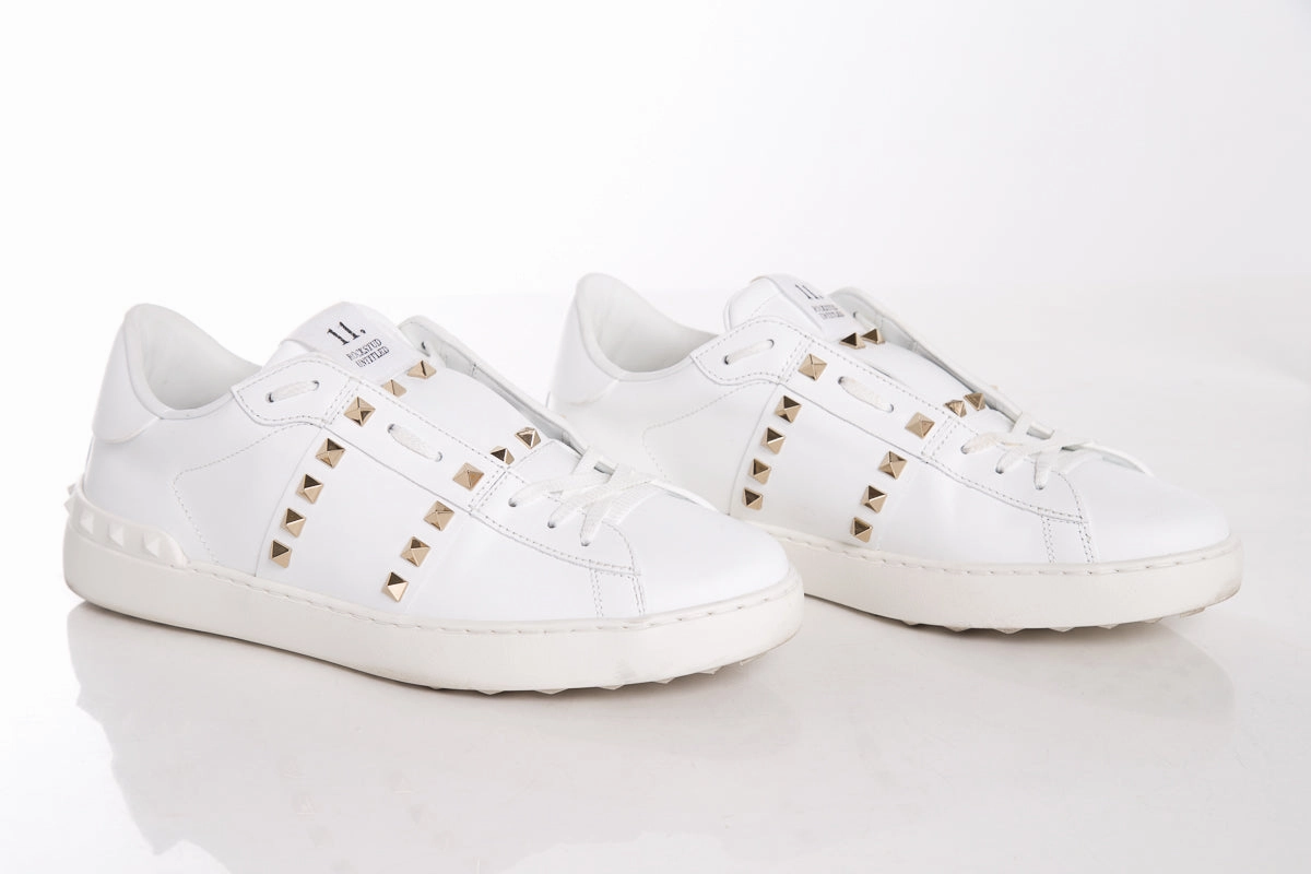 Valentino White Rockstud  Sneakers SZ 42